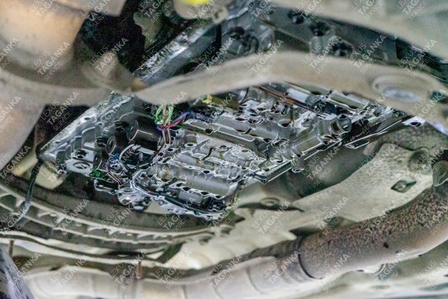 Обзор “Lexus GS” третьего поколения. Замена радиатора и небольшой ремонт - фото 12
