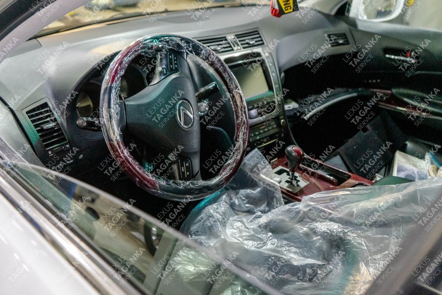 Обзор “Lexus GS” третьего поколения. Замена радиатора и небольшой ремонт - фото 7